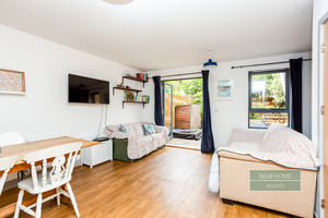 Photo 13- click for photo gallery